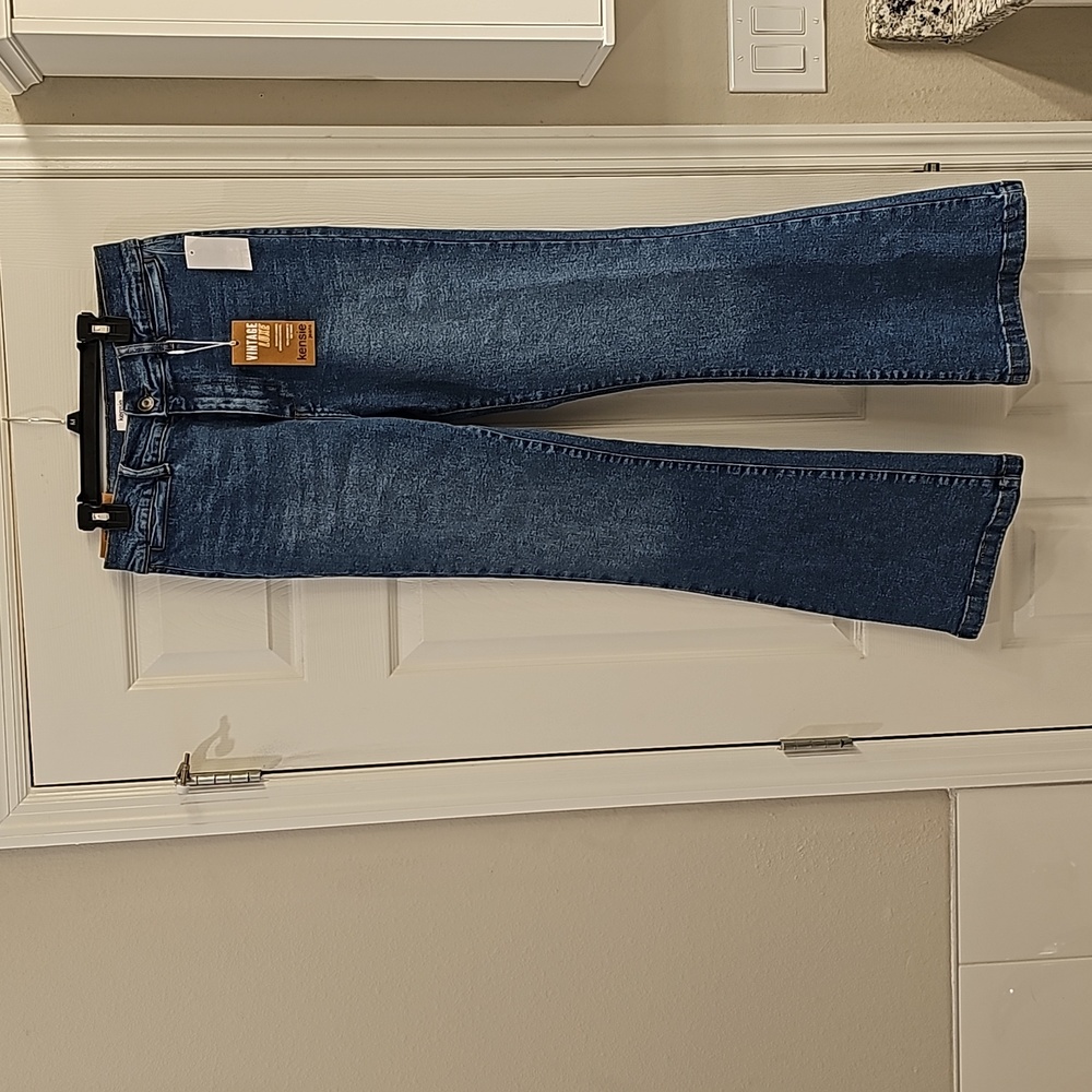 NWT Kensie High-Rise Flare Denim